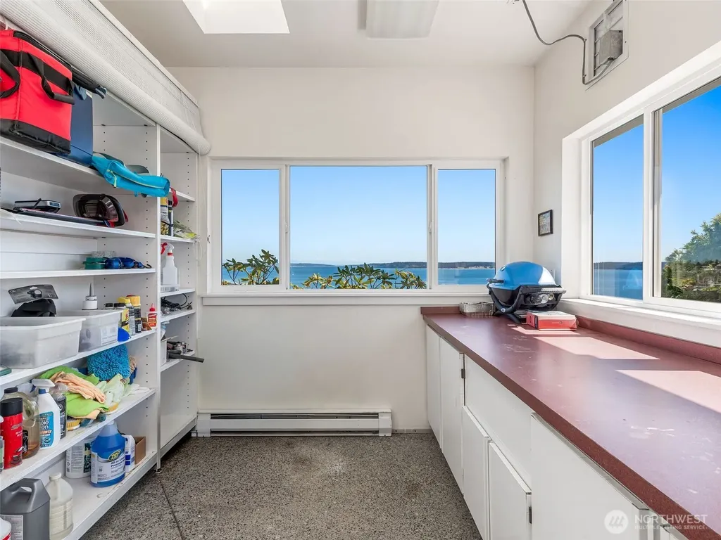 789 W Sims Way Port Townsend WA 98368