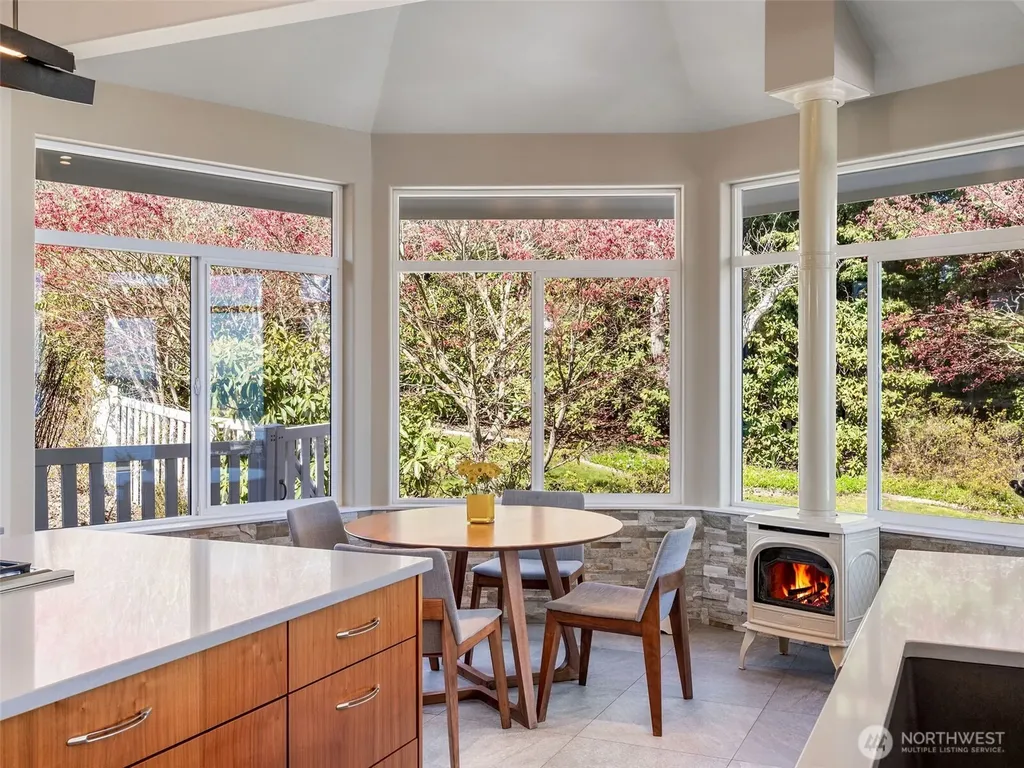 789 W Sims Way Port Townsend WA 98368