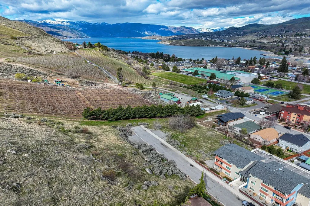 0 E Franklin Street Chelan WA 98816