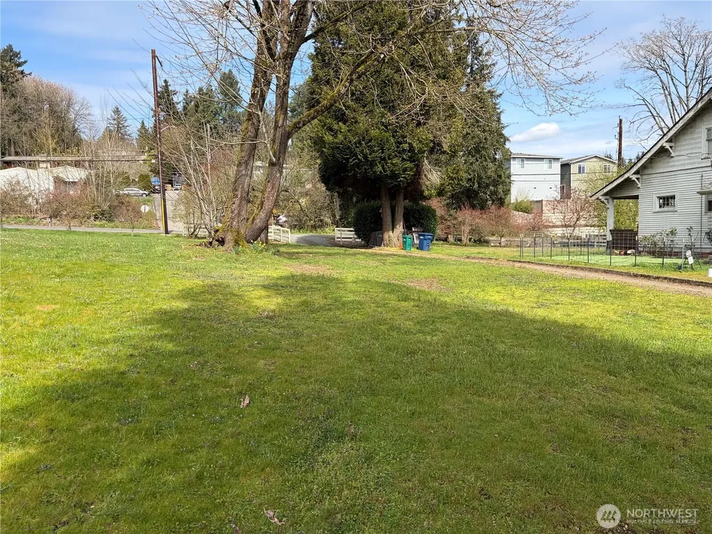 7411 S Langston Road Seattle WA 98178