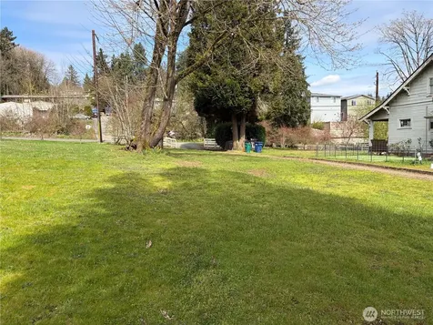 7411 S Langston Road Seattle WA 98178