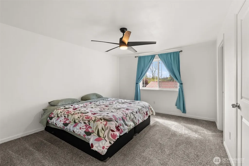 1231 SW Elzina Street Chehalis WA 98532