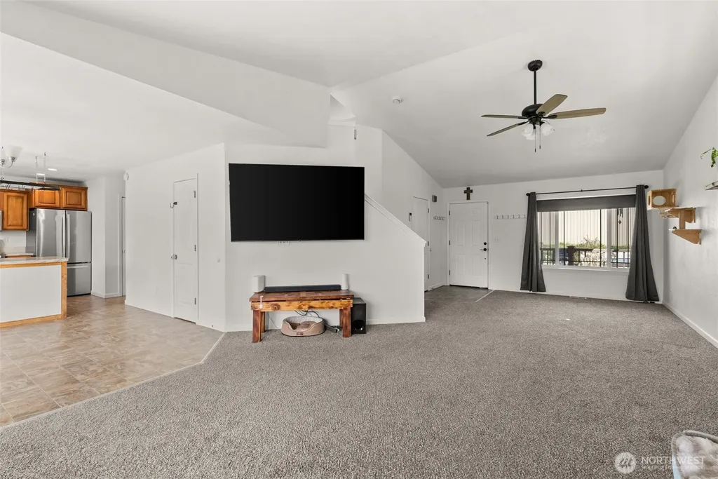 1231 SW Elzina Street Chehalis WA 98532