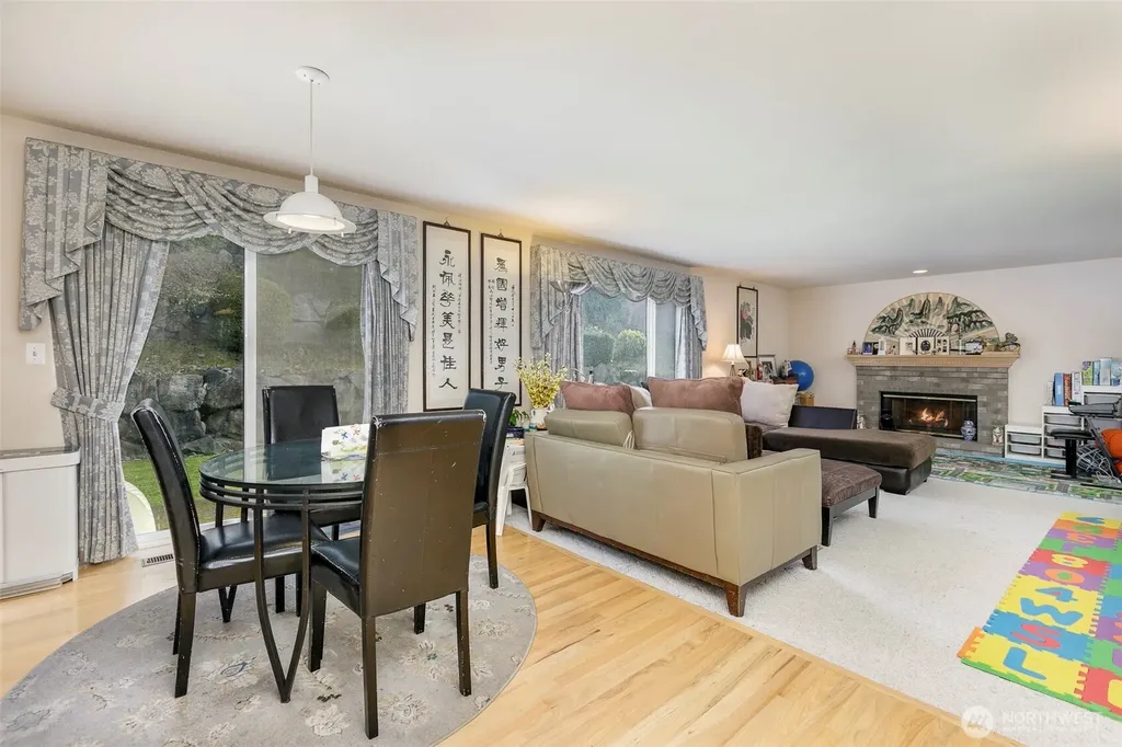 8534 126th Place SE Newcastle WA 98056