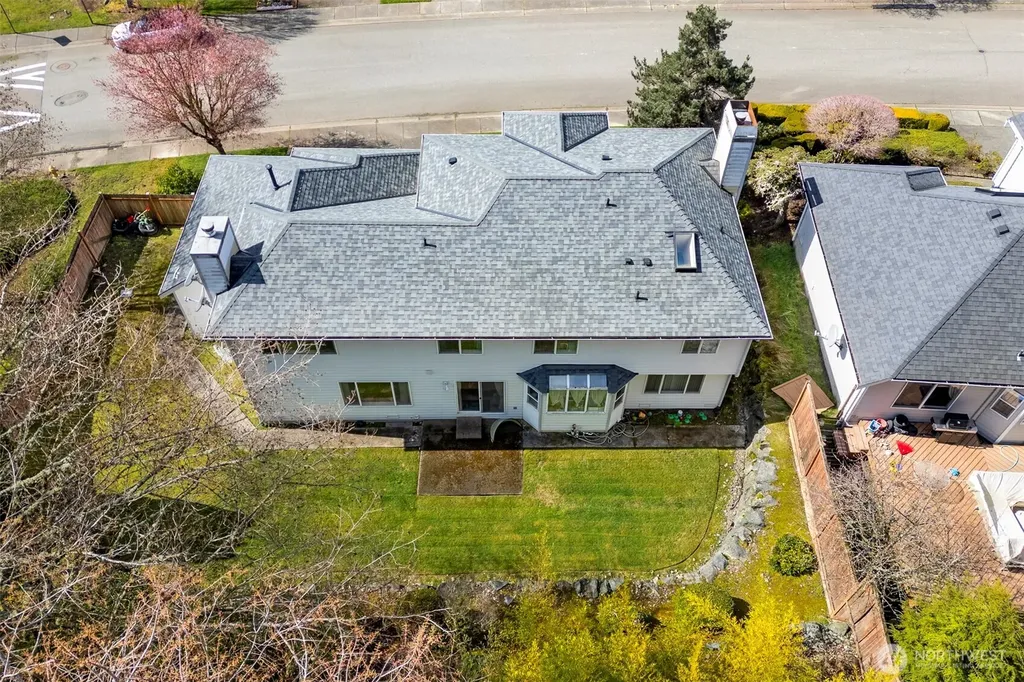 8534 126th Place SE Newcastle WA 98056