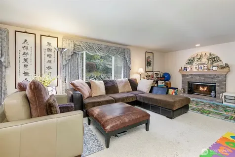 8534 126th Place SE Newcastle WA 98056