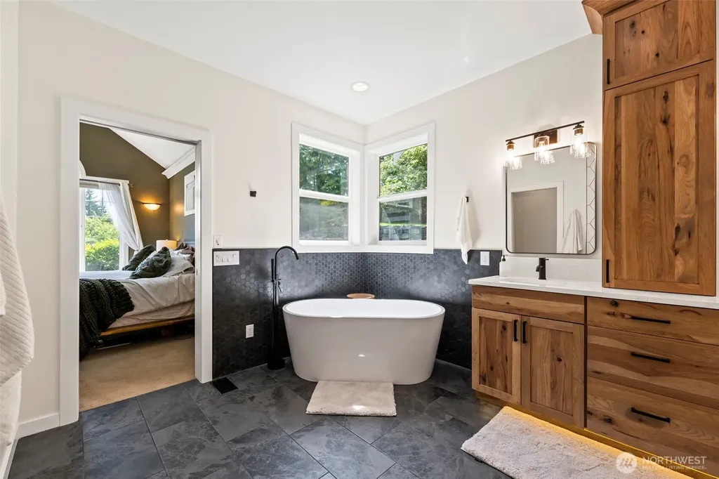 14028 104th Street Ct E Puyallup WA 98374