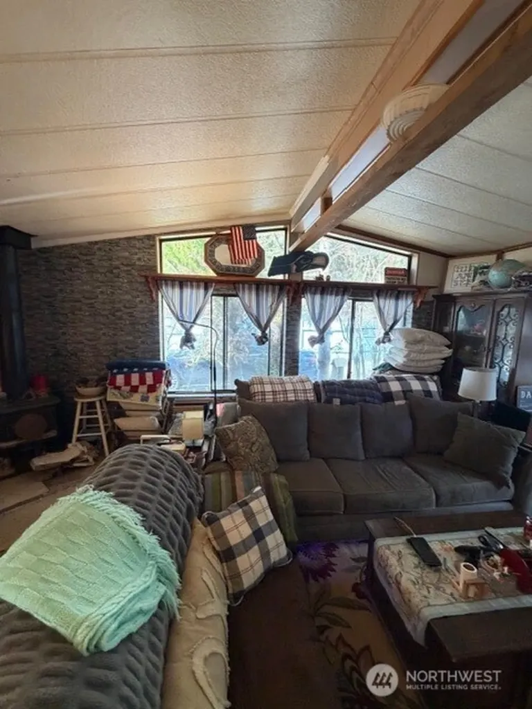 12204 Littlerock Road SW Olympia WA 98512