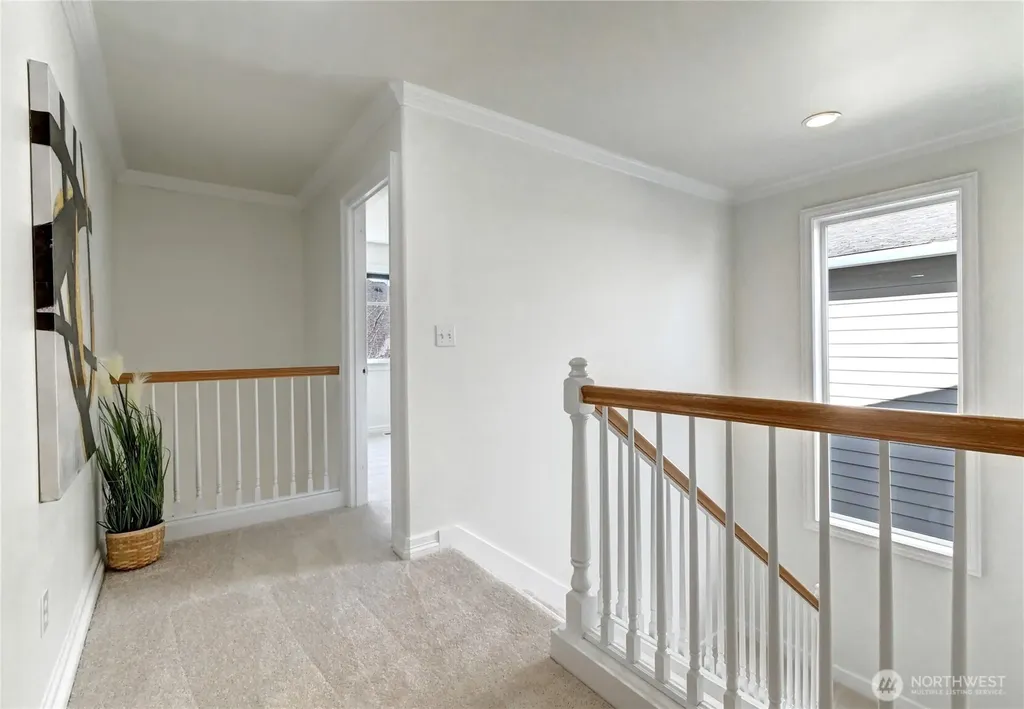 8032 124th Court NE Kirkland WA 98033