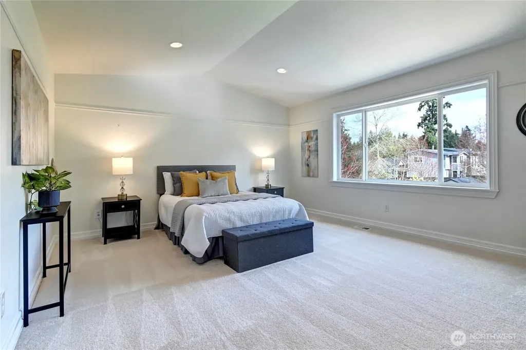 8032 124th Court NE Kirkland WA 98033