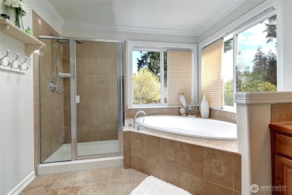 8032 124th Court NE Kirkland WA 98033