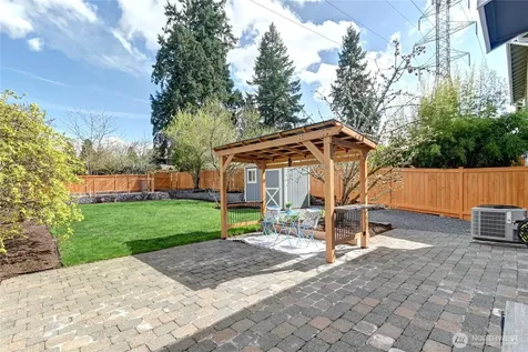 8032 124th Court NE Kirkland WA 98033
