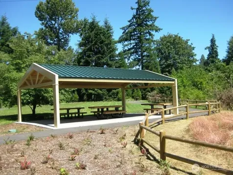 8032 124th Court NE Kirkland WA 98033