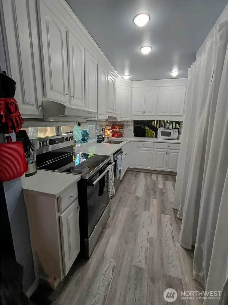 1500 SW Lake Park Drive Tumwater WA 98512