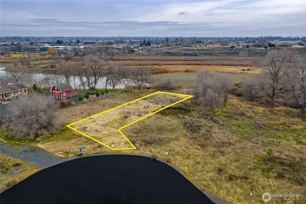 17 Valley Road NE Moses Lake WA 98837