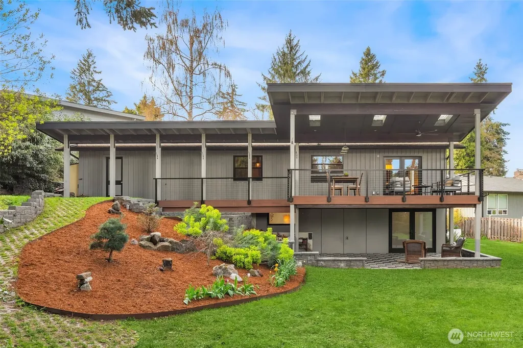 12211 SE 63rd Place Bellevue WA 98006