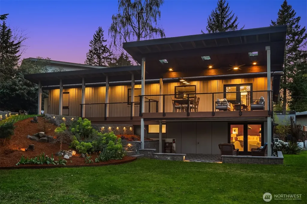 12211 SE 63rd Place Bellevue WA 98006
