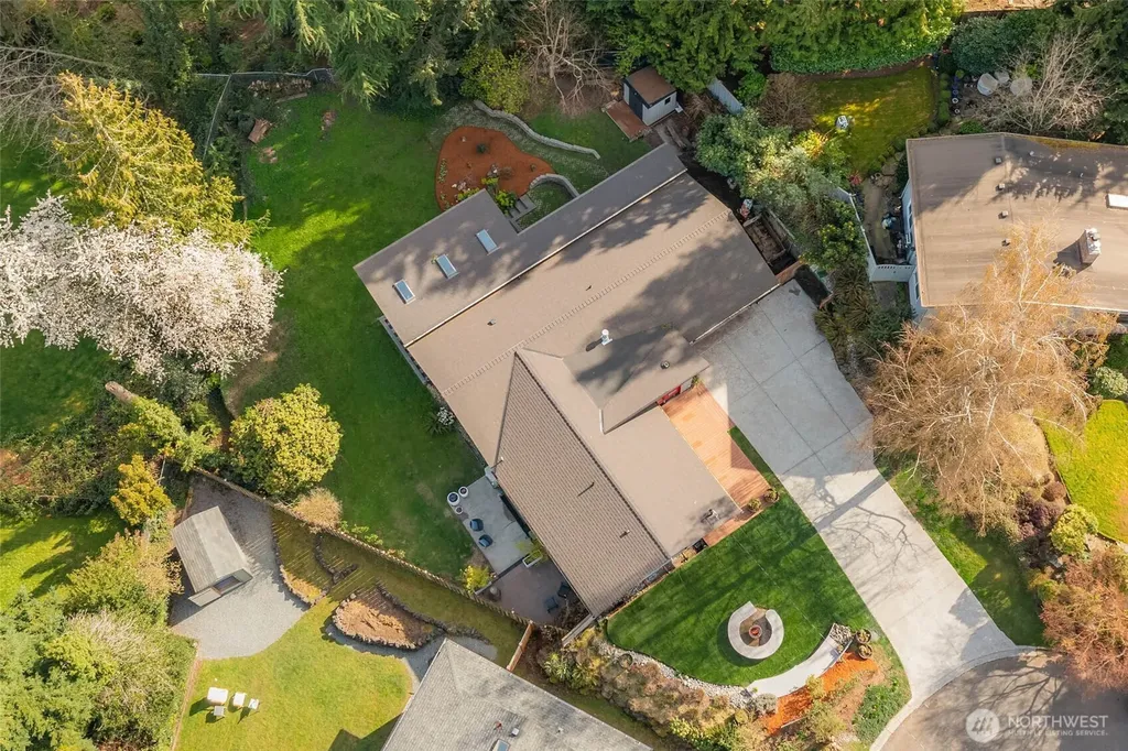 12211 SE 63rd Place Bellevue WA 98006