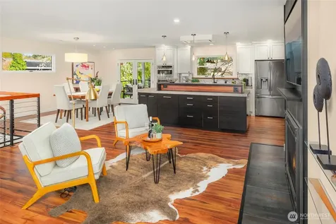 12211 SE 63rd Place Bellevue WA 98006