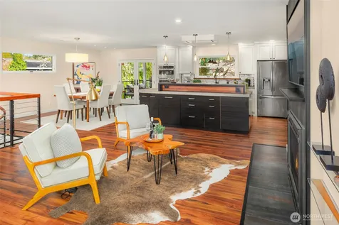 12211 SE 63rd Place Bellevue WA 98006