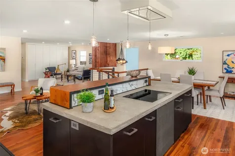 12211 SE 63rd Place Bellevue WA 98006