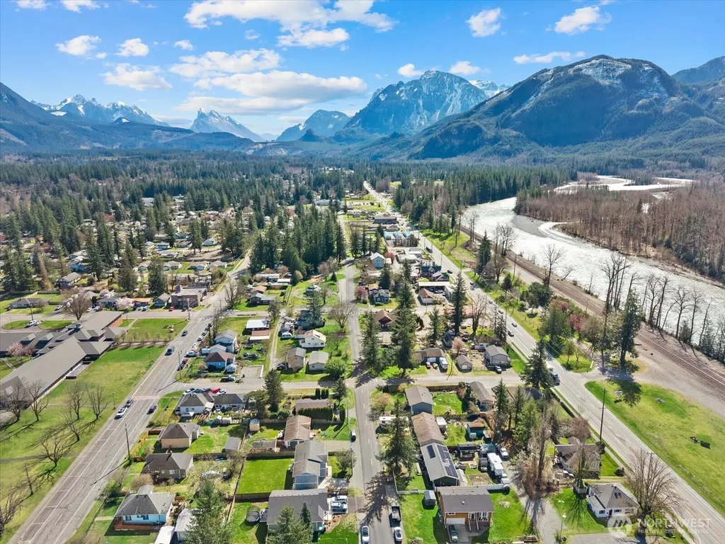315 Orchard Avenue Gold Bar WA 98251