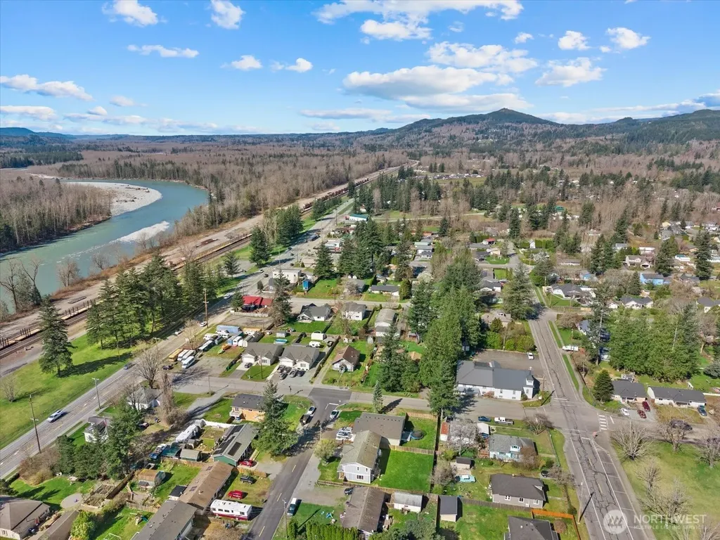 315 Orchard Avenue Gold Bar WA 98251