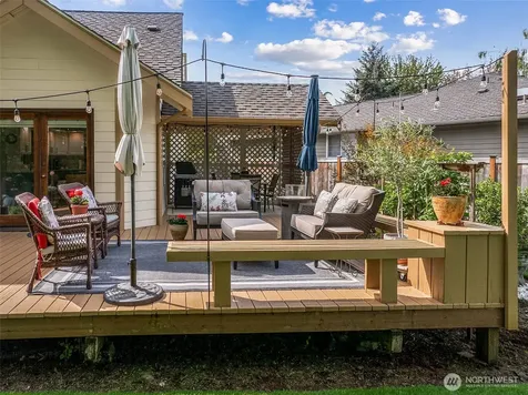 1703 25th Street Pl SW Puyallup WA 98371