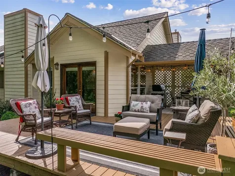1703 25th Street Pl SW Puyallup WA 98371
