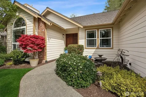 1703 25th Street Pl SW Puyallup WA 98371