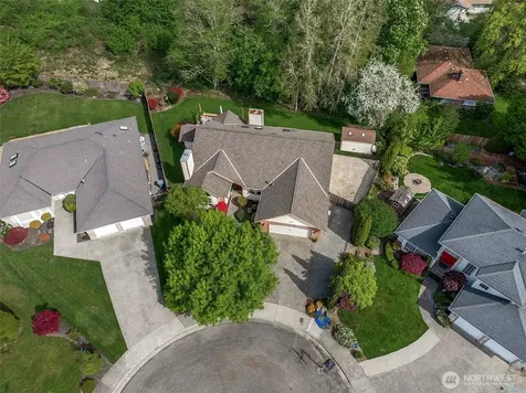 1703 25th Street Pl SW Puyallup WA 98371