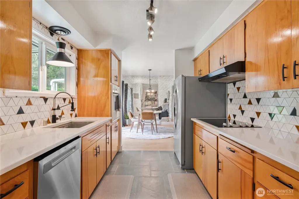 13 Laulainen Road Longview WA 98632