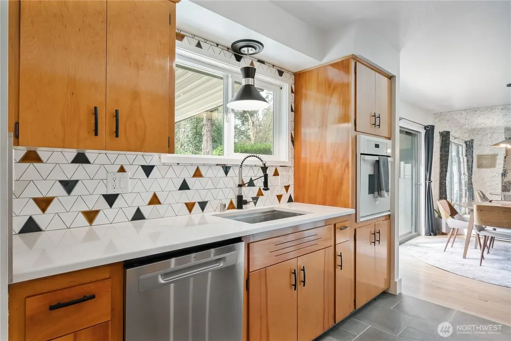 13 Laulainen Road Longview WA 98632