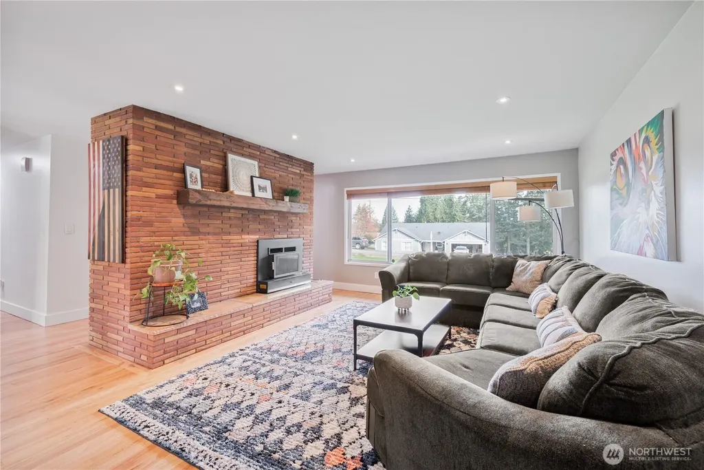 13 Laulainen Road Longview WA 98632