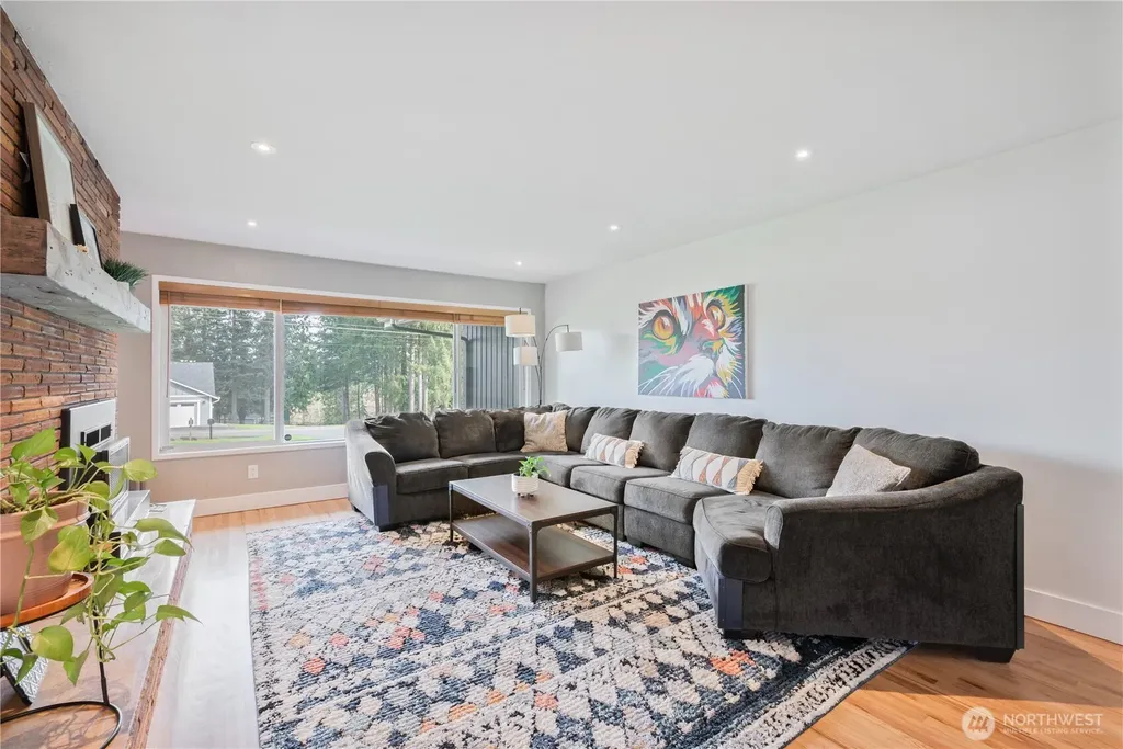 13 Laulainen Road Longview WA 98632
