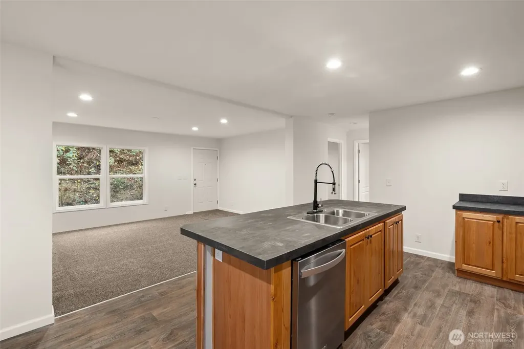 175 Boyd Road White Pass WA 98377