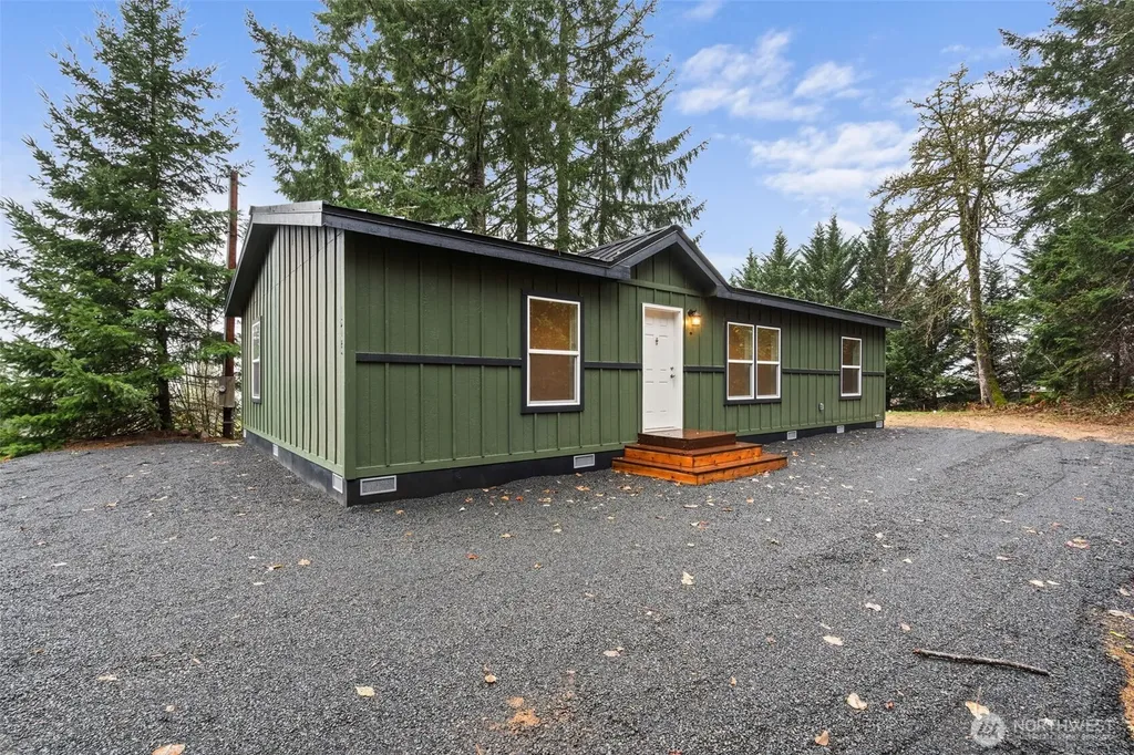 175 Boyd Road White Pass WA 98377