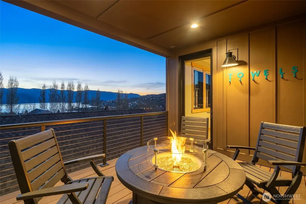 168 Jackrabbit Lane Chelan WA 98816