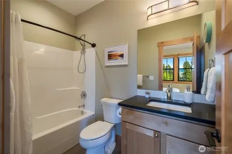 168 Jackrabbit Lane Chelan WA 98816