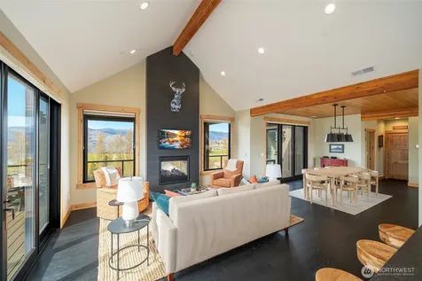 168 Jackrabbit Lane Chelan WA 98816