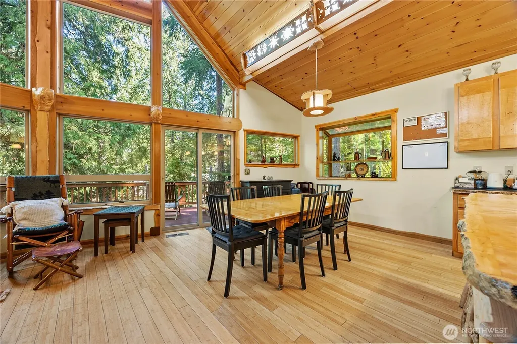 106 Timber Trail Packwood WA 98361