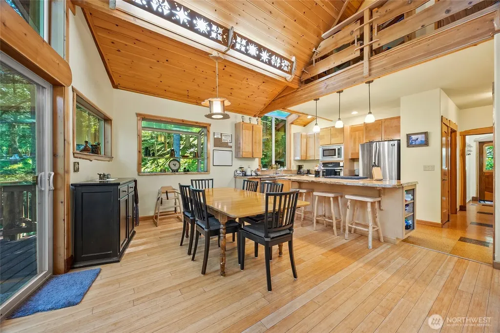 106 Timber Trail Packwood WA 98361