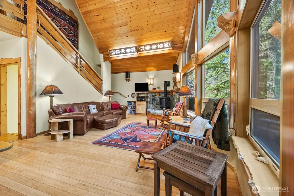 106 Timber Trail Packwood WA 98361