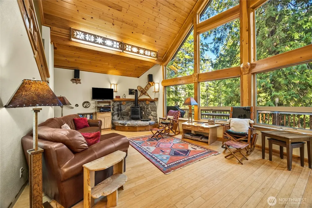 106 Timber Trail Packwood WA 98361