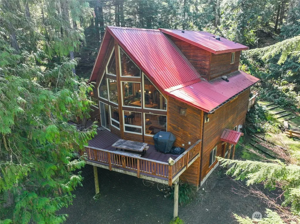 106 Timber Trail Packwood WA 98361