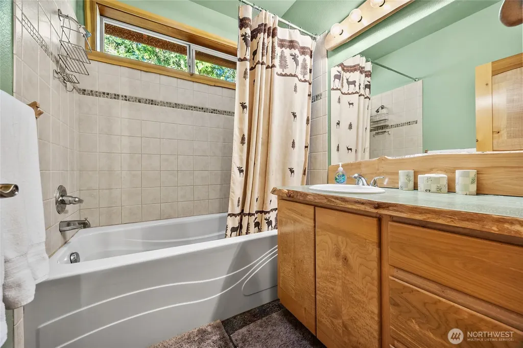 106 Timber Trail Packwood WA 98361