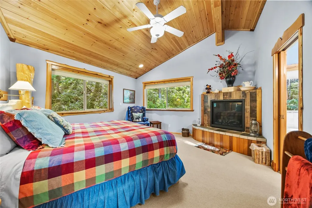 106 Timber Trail Packwood WA 98361