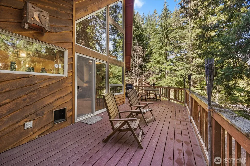 106 Timber Trail Packwood WA 98361