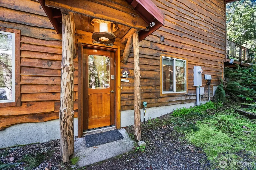 106 Timber Trail Packwood WA 98361