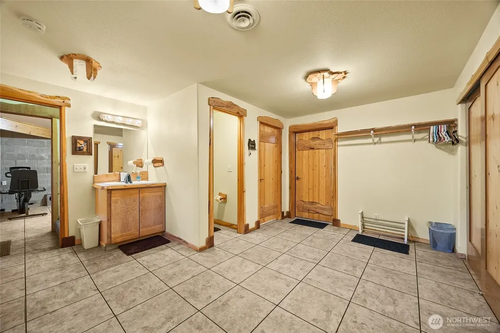 106 Timber Trail Packwood WA 98361